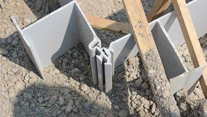 CMI vinyl sheet pile corner detail
